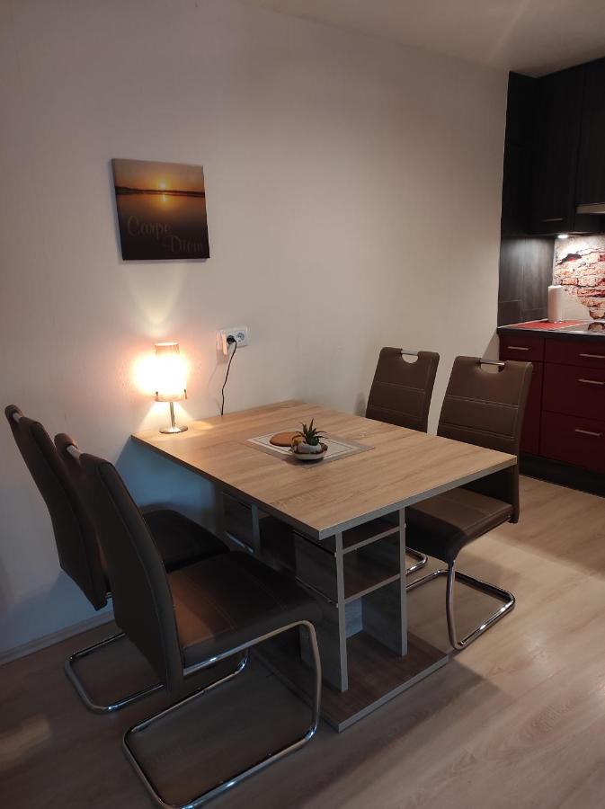 Apartamento Friesenstube Schweiburg Exterior foto